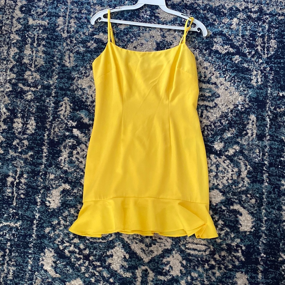 Lovers and friends yellow dress
